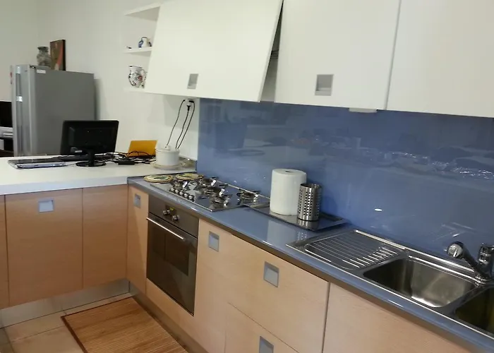 Domus Aurea Country house